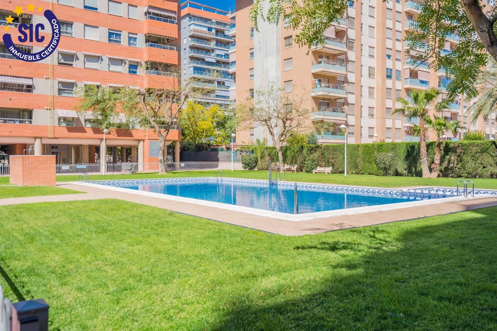 4 soveværelse Penthouse til salg i Mislata med swimmingpool garage - € 525.000 (Ref: 9908133)