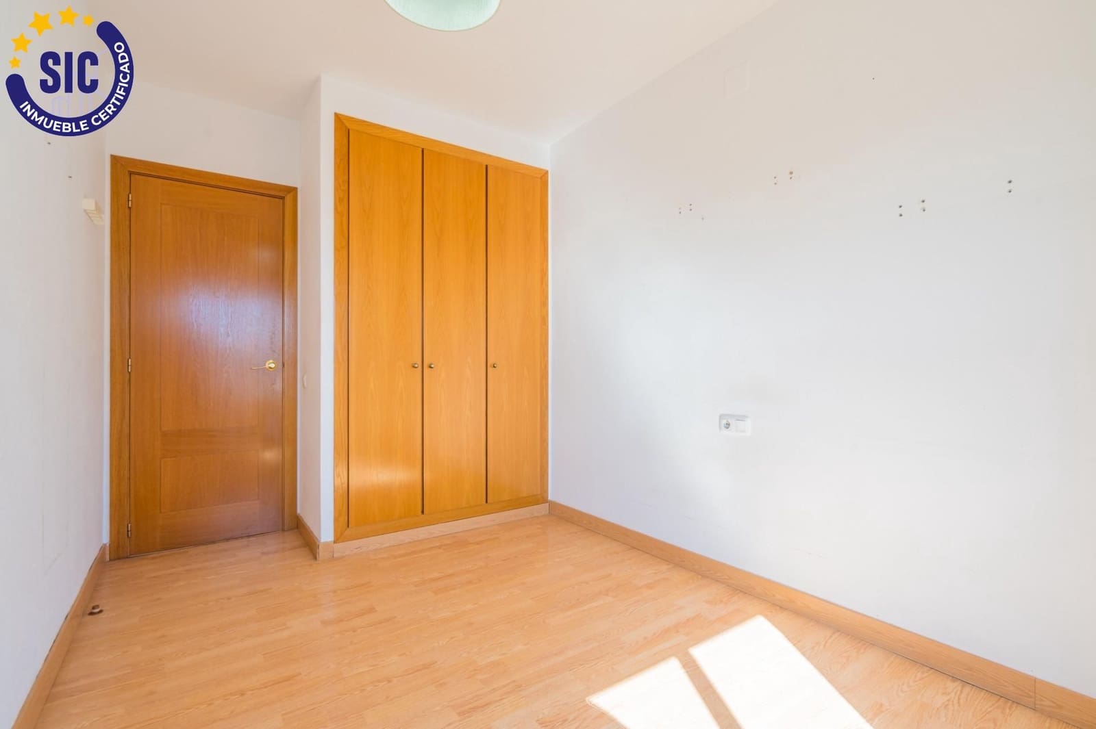 4 bedroom Penthouse for sale in Mislata with pool garage - € 525,000 (Ref: 9908133)