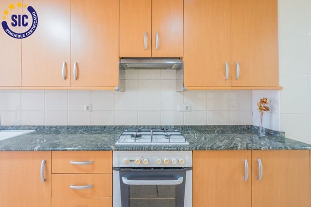 Ático de 4 habitaciones en Mislata en venta con piscina garaje - 525.000 € (Ref: 9908133)