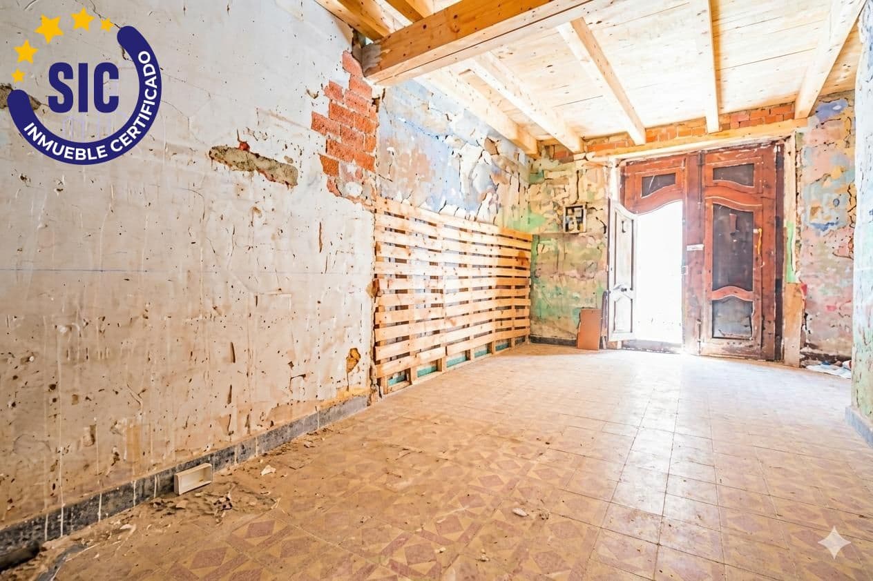 Casa de 8 habitaciones en Sagunto / Sagunt en venta - 189.000 € (Ref: 9916004)
