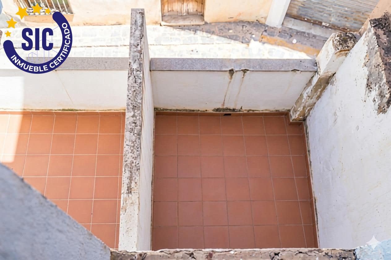 Casa de 8 habitaciones en Sagunto / Sagunt en venta - 189.000 € (Ref: 9916004)