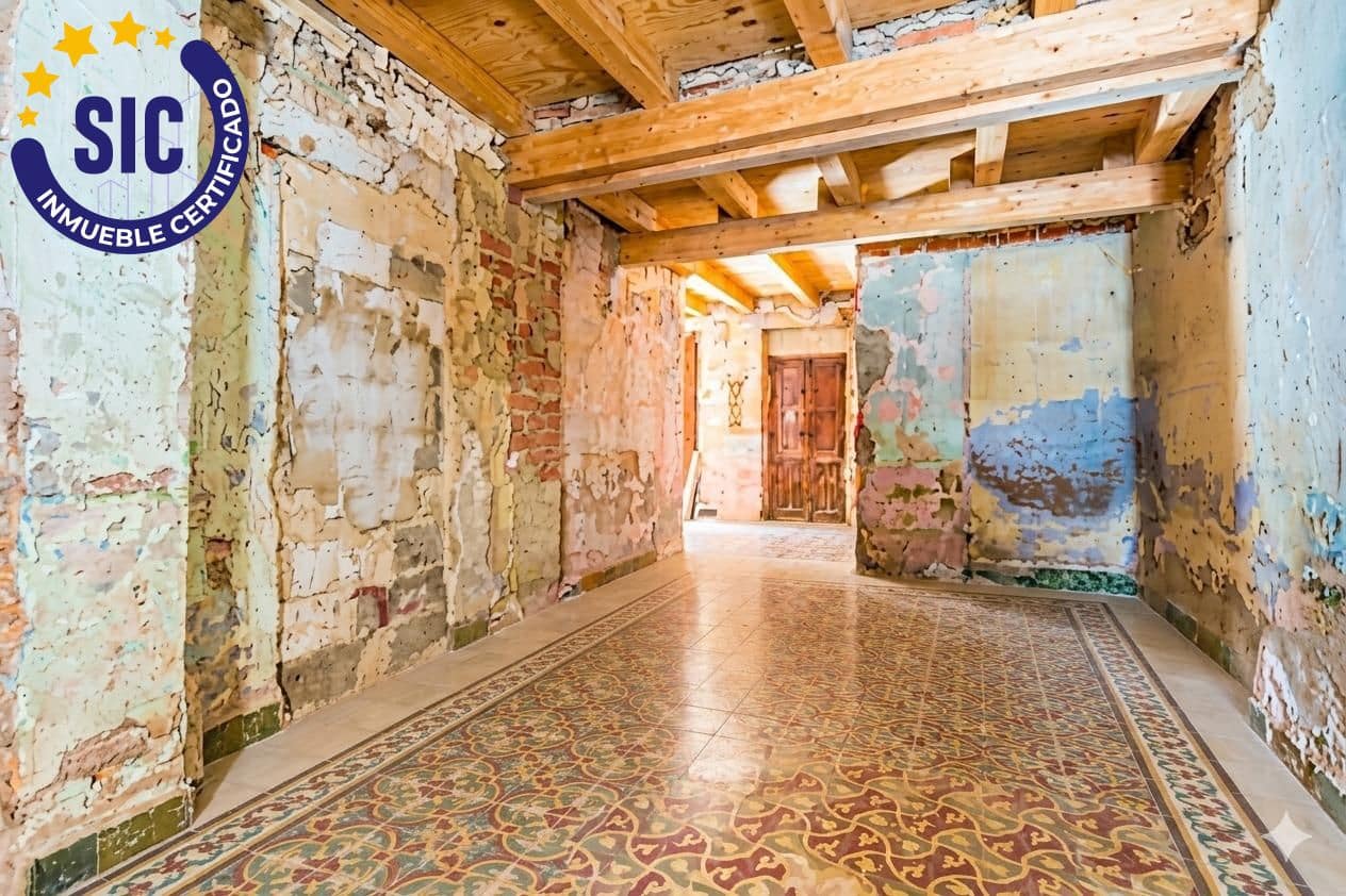 Casa de 8 habitaciones en Sagunto / Sagunt en venta - 189.000 € (Ref: 9916004)