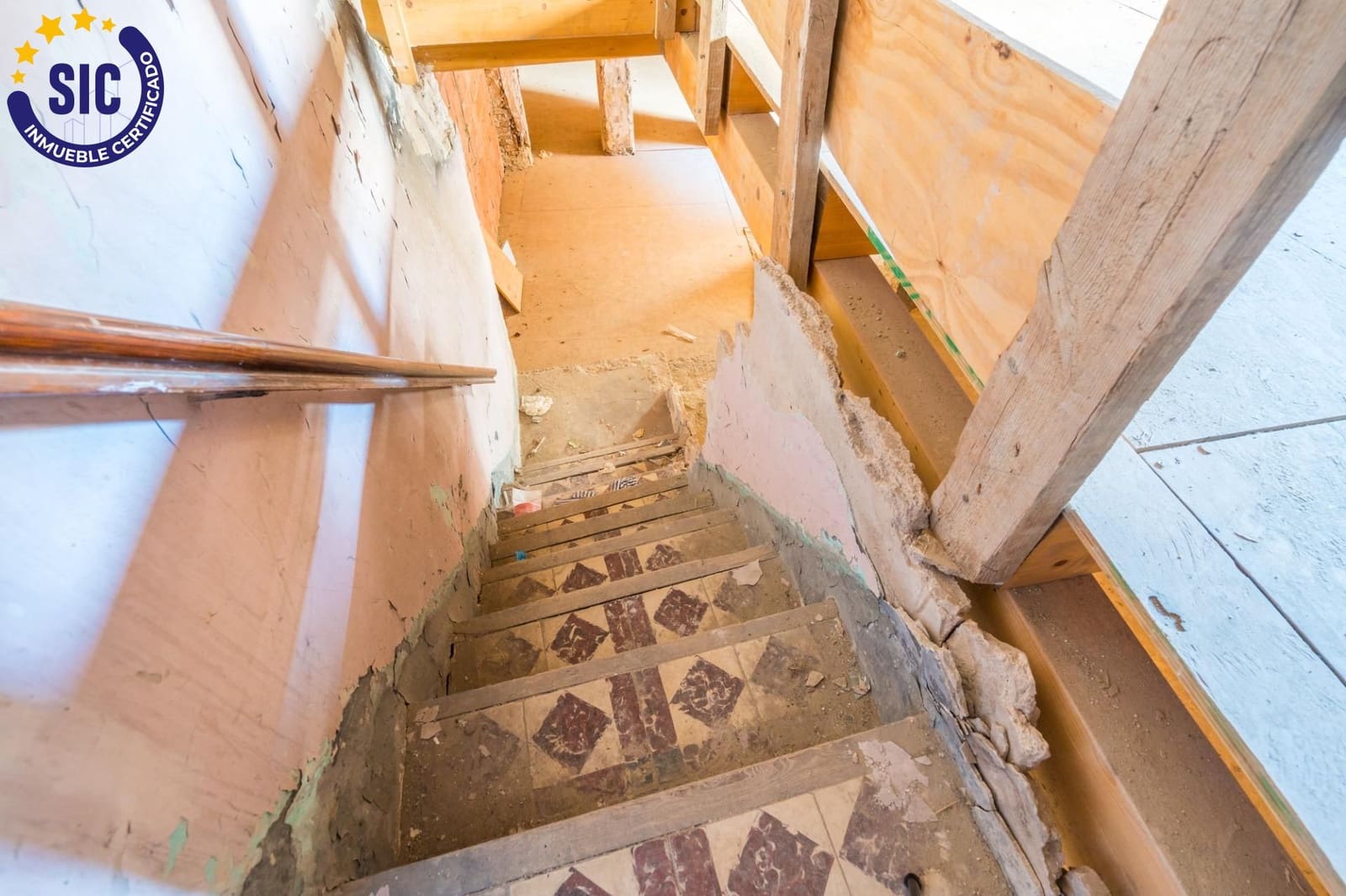 Casa de 8 habitaciones en Sagunto / Sagunt en venta - 189.000 € (Ref: 9916004)