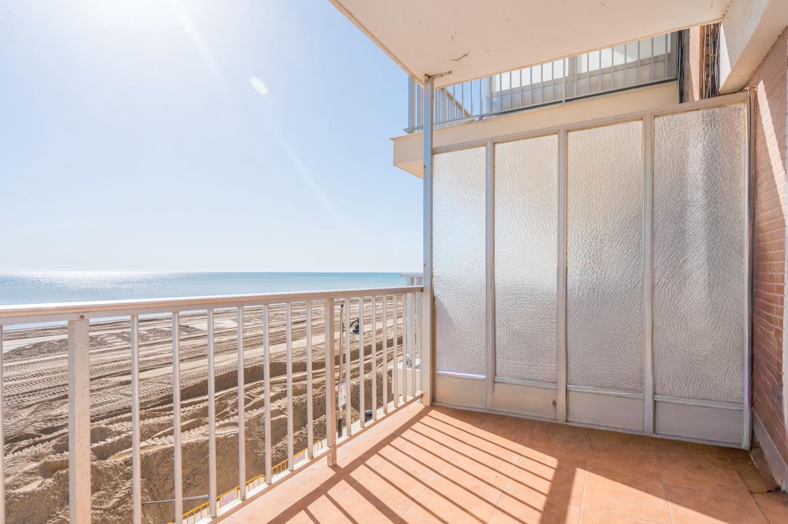 4 bedroom Apartment for sale in El Perello - € 250,000 (Ref: 9922460)