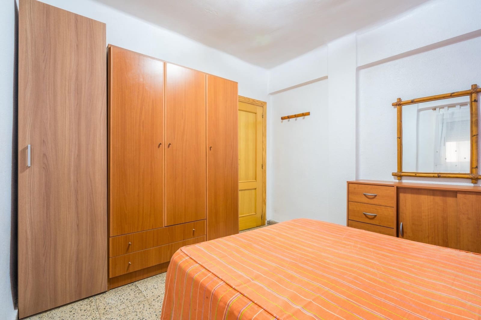 4 bedroom Apartment for sale in El Perello - € 250,000 (Ref: 9922460)