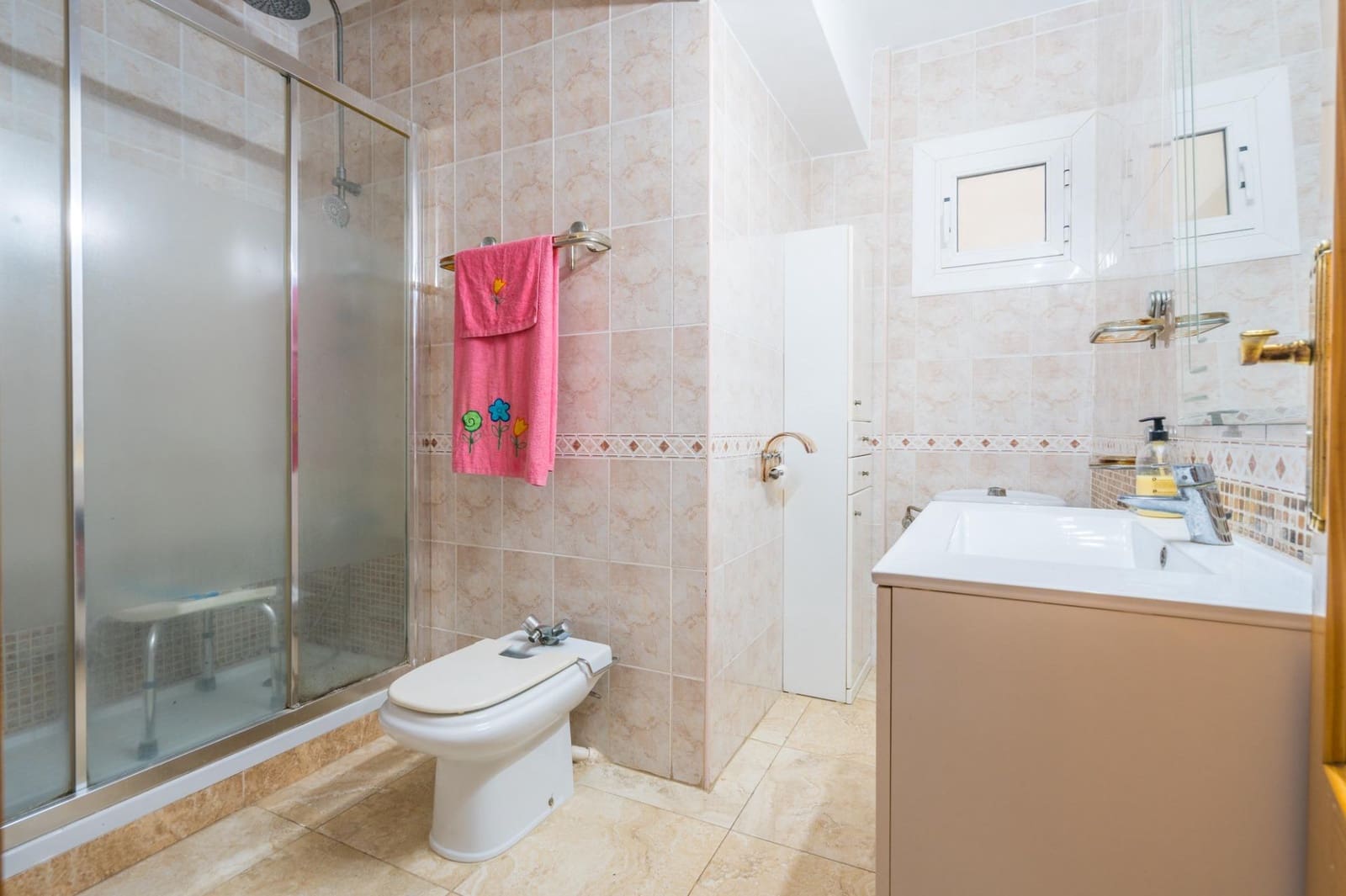 4 bedroom Apartment for sale in El Perello - € 250,000 (Ref: 9922460)