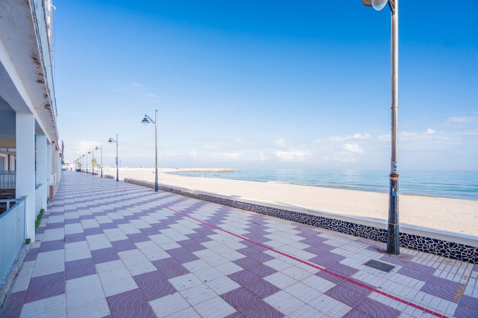 4 bedroom Apartment for sale in El Perello - € 250,000 (Ref: 9922460)