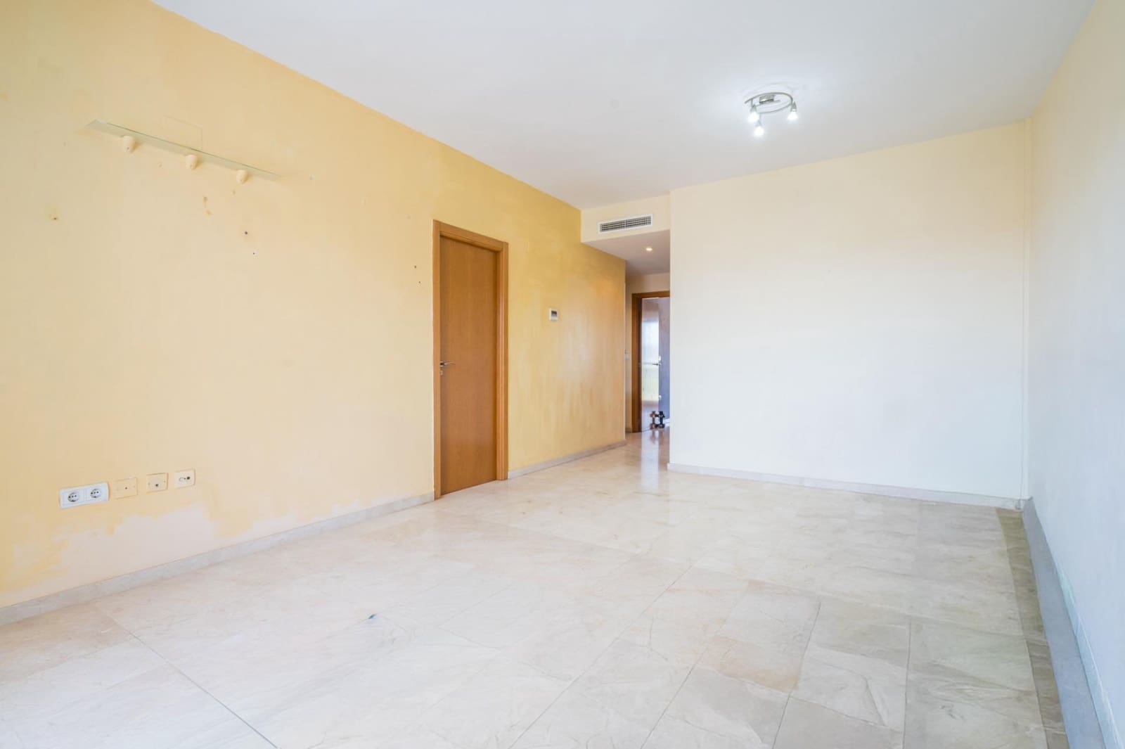 3 bedroom Penthouse for sale in Gandia with pool - € 290,000 (Ref: 9929523)