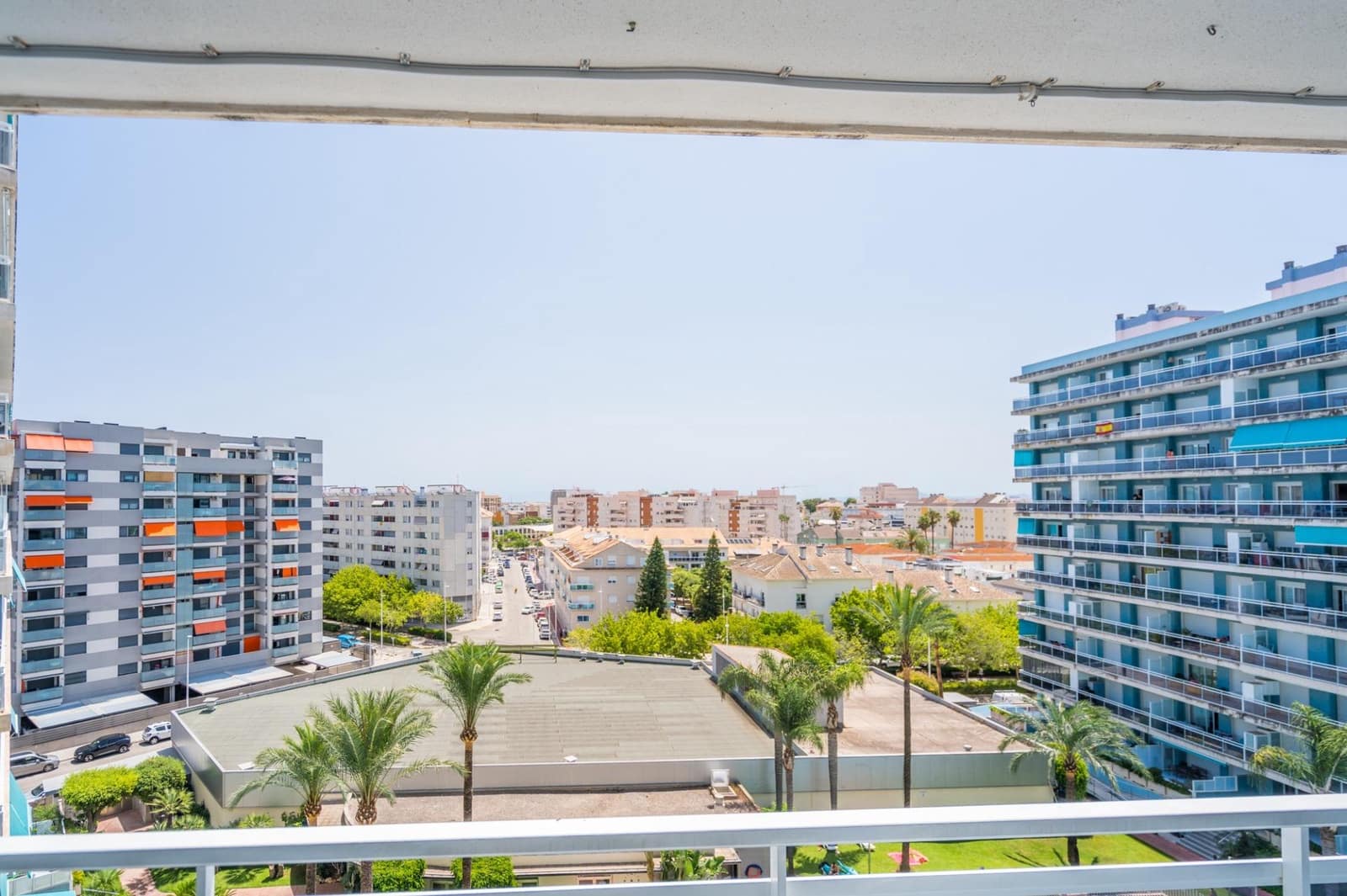 3 bedroom Penthouse for sale in Gandia with pool - € 290,000 (Ref: 9929523)