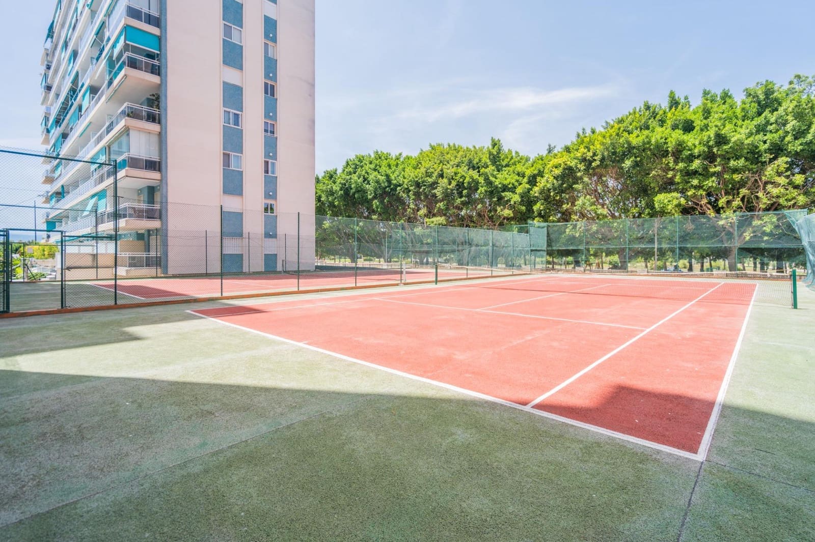 3 bedroom Penthouse for sale in Gandia with pool - € 290,000 (Ref: 9929523)