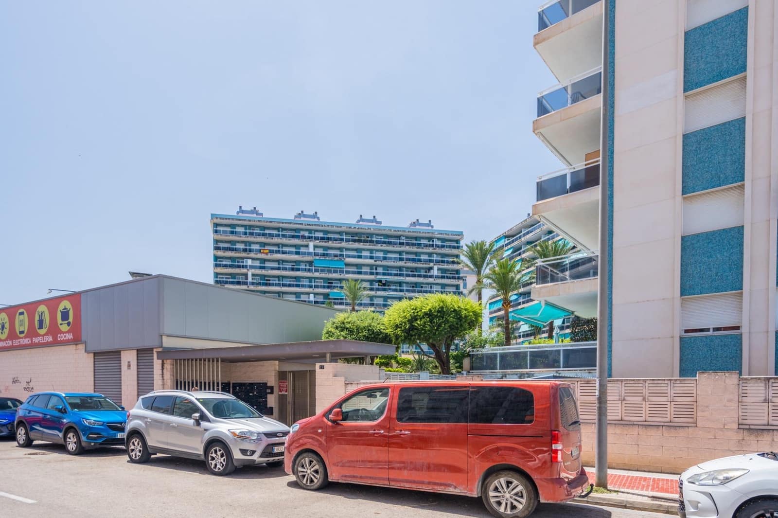 3 bedroom Penthouse for sale in Gandia with pool - € 290,000 (Ref: 9929523)