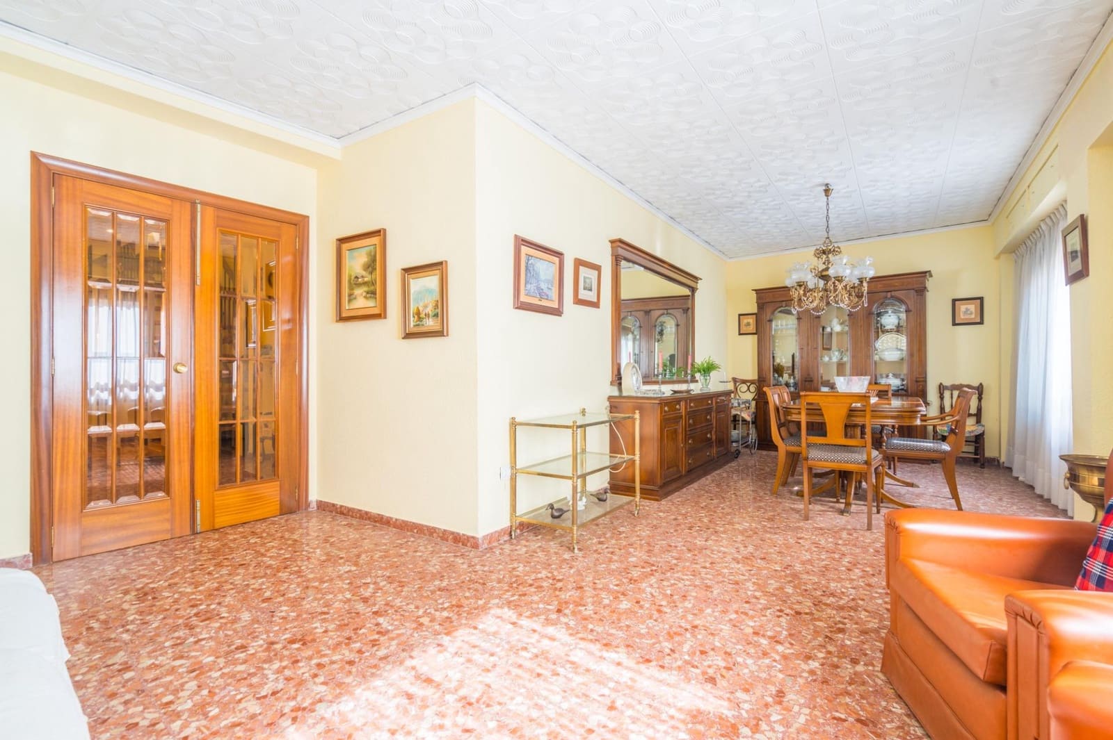 6 bedroom Terraced Villa for sale in Sagunto / Sagunt with garage - € 360,000 (Ref: 9934359)