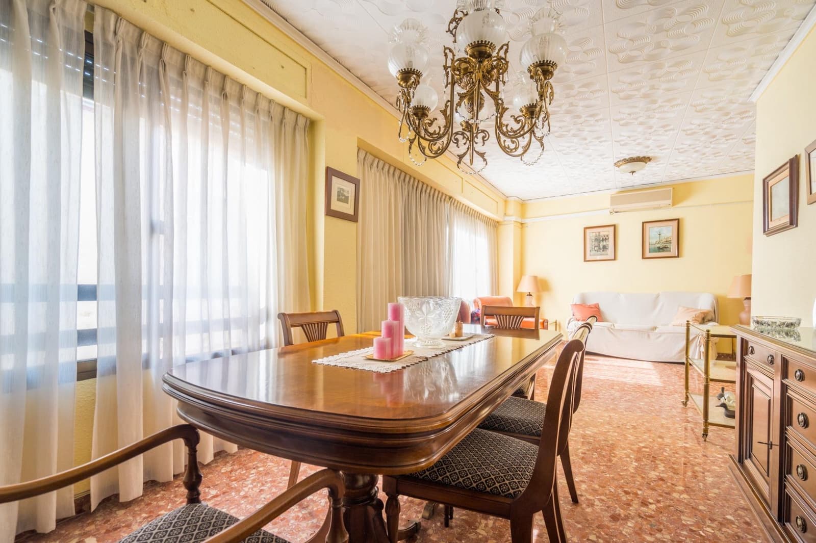 6 bedroom Terraced Villa for sale in Sagunto / Sagunt with garage - € 360,000 (Ref: 9934359)