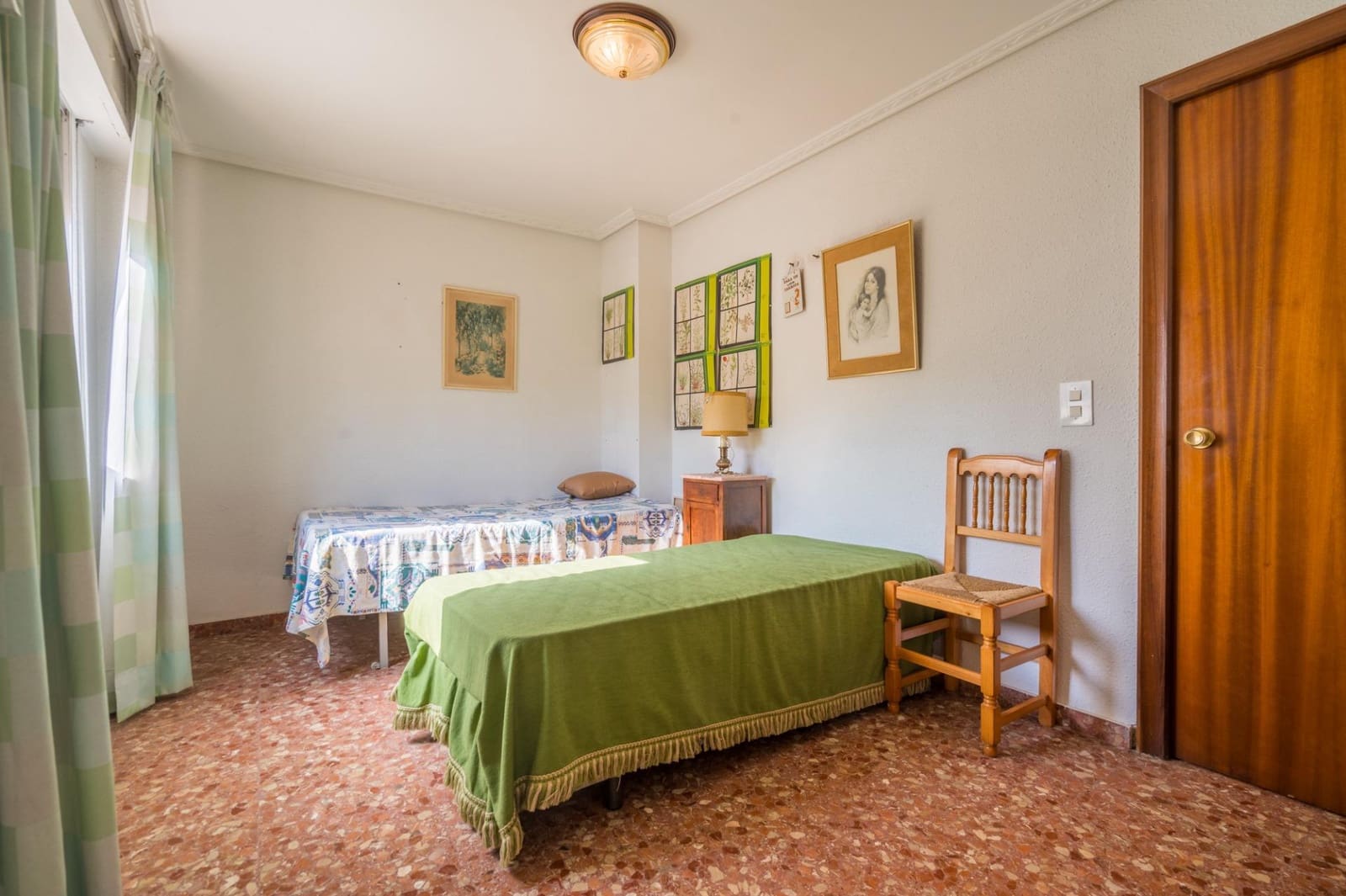 6 bedroom Terraced Villa for sale in Sagunto / Sagunt with garage - € 360,000 (Ref: 9934359)