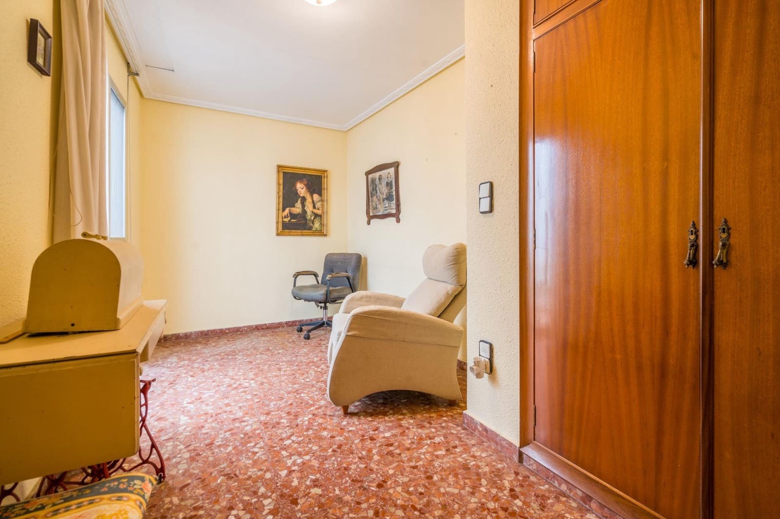 6 bedroom Terraced Villa for sale in Sagunto / Sagunt with garage - € 360,000 (Ref: 9934359)
