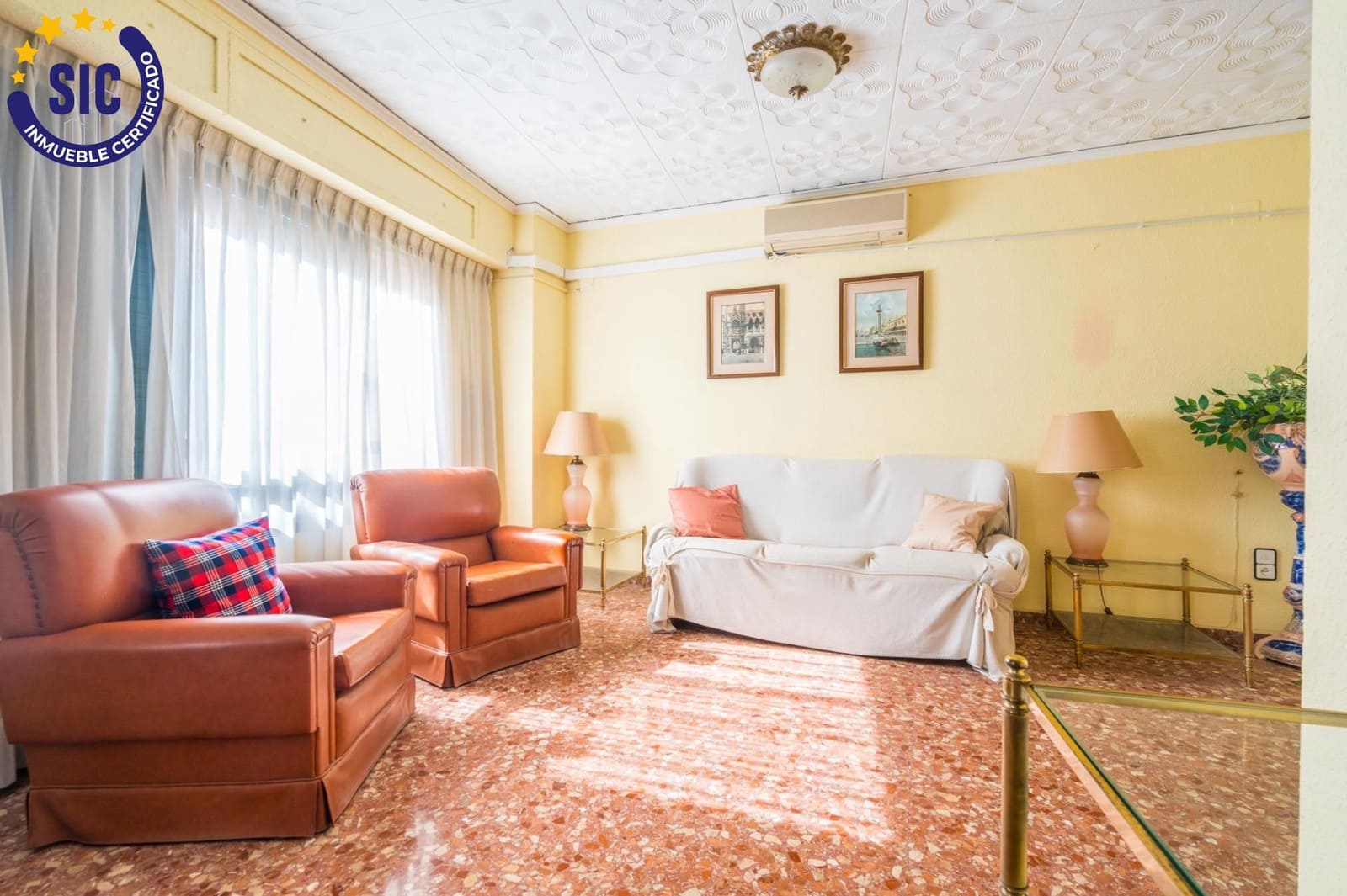 6 soverom Rekkehus til salgs i Sagunto / Sagunt med garasje - € 360 000 (Ref: 9934359)
