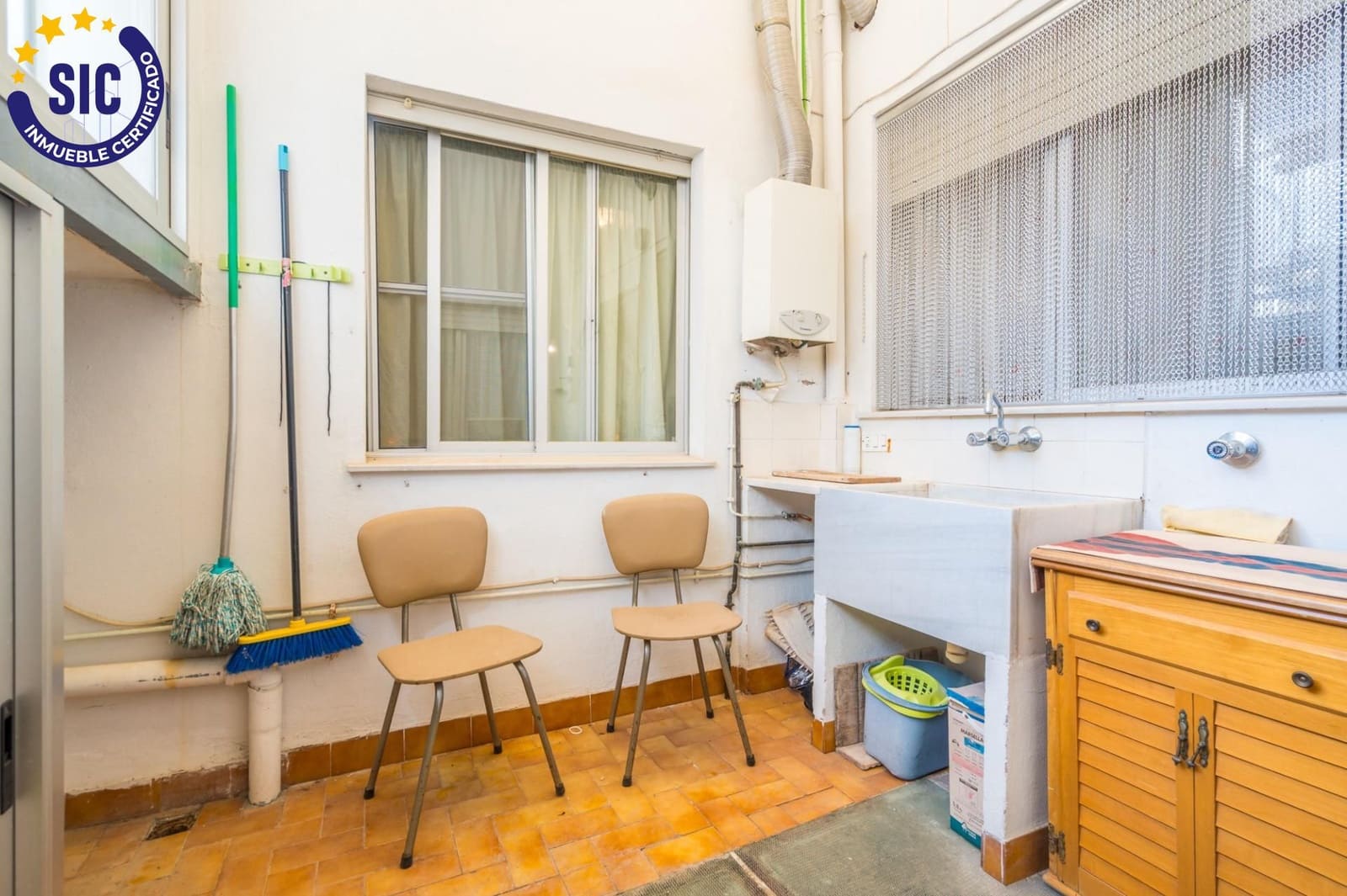 6 soverom Rekkehus til salgs i Sagunto / Sagunt med garasje - € 360 000 (Ref: 9934359)