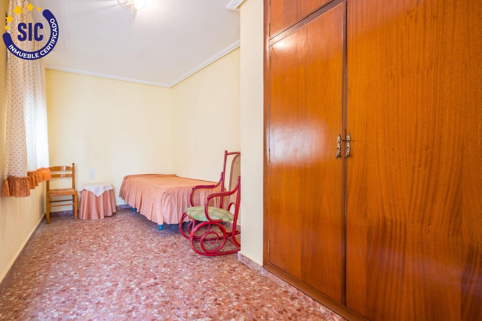 6 soverom Rekkehus til salgs i Sagunto / Sagunt med garasje - € 360 000 (Ref: 9934359)