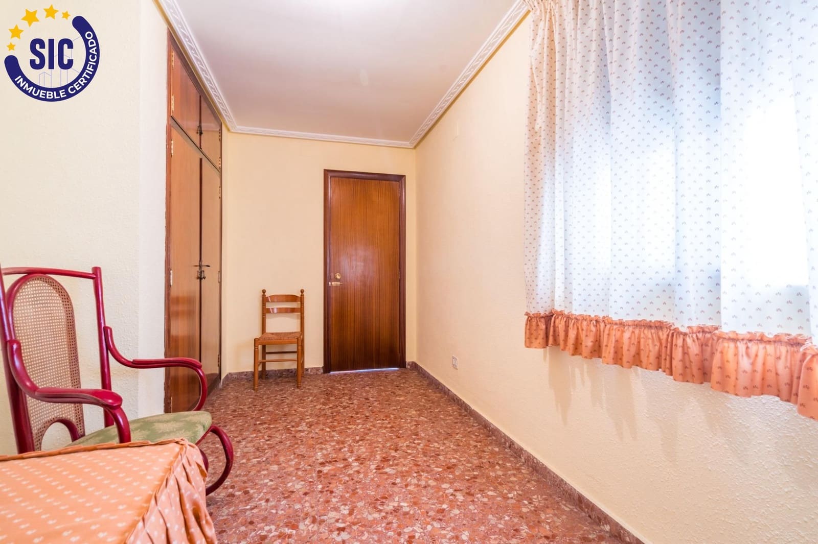 6 soverom Rekkehus til salgs i Sagunto / Sagunt med garasje - € 360 000 (Ref: 9934359)
