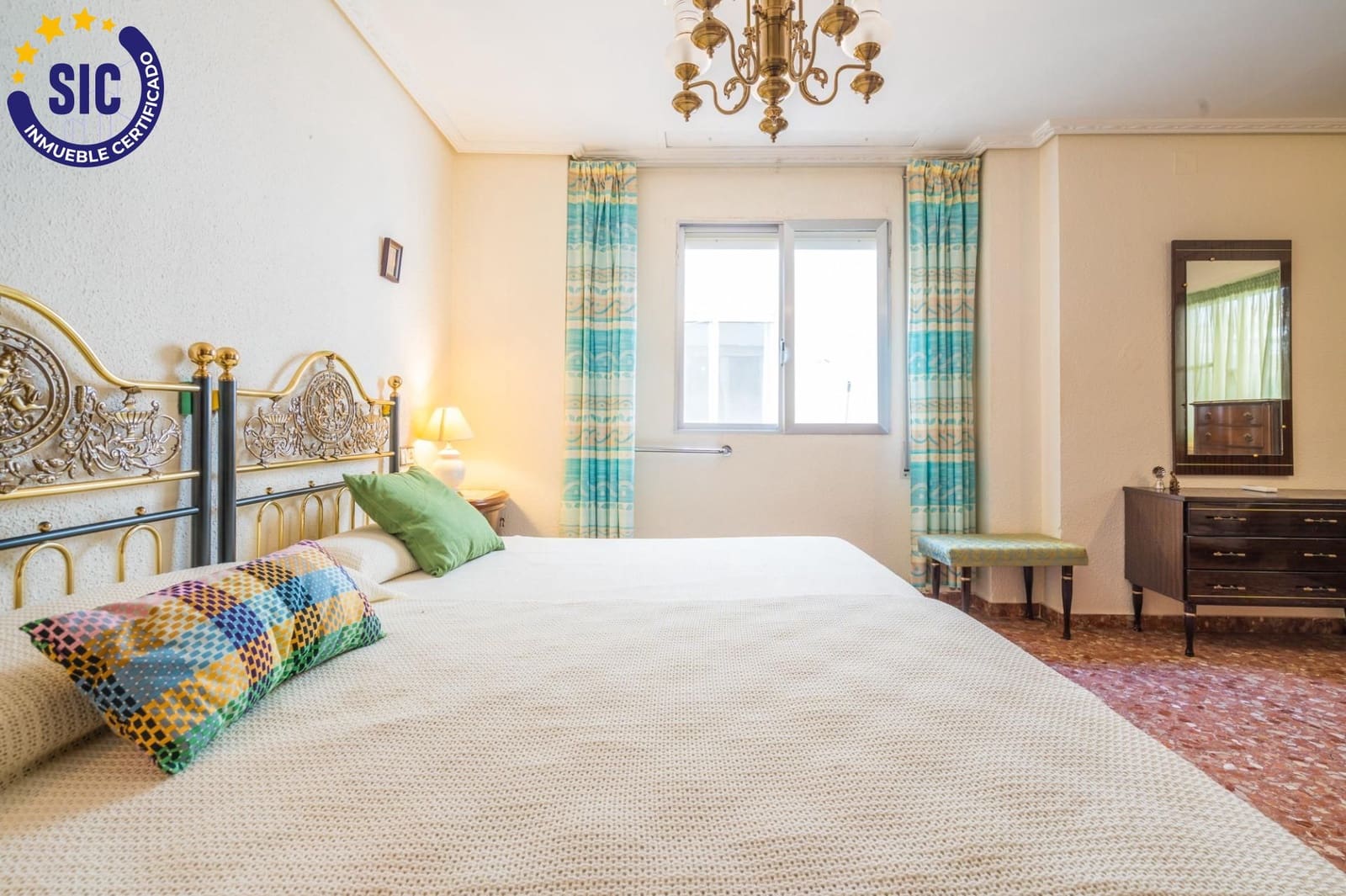 6 soverom Rekkehus til salgs i Sagunto / Sagunt med garasje - € 360 000 (Ref: 9934359)