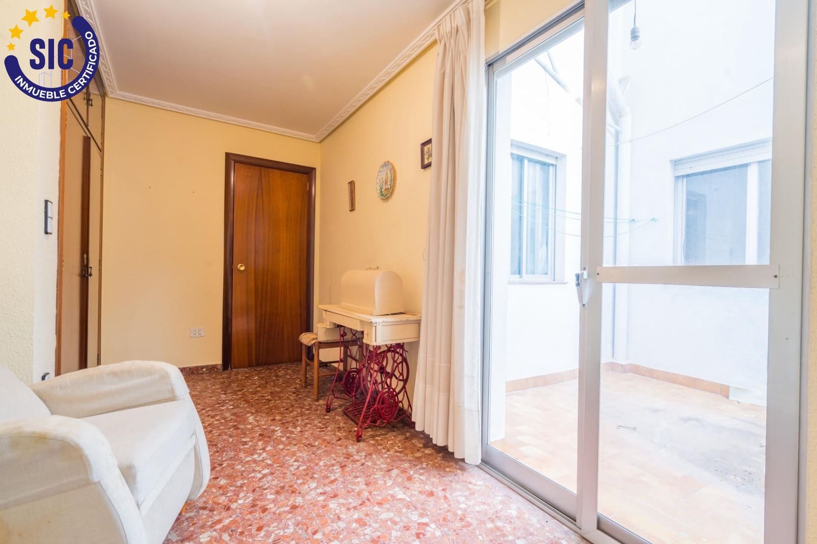 6 soverom Rekkehus til salgs i Sagunto / Sagunt med garasje - € 360 000 (Ref: 9934359)