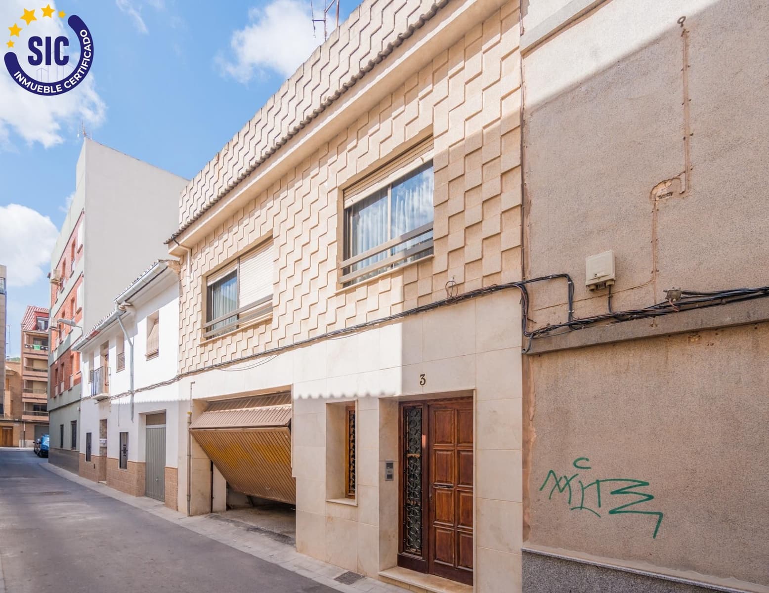 6 soverom Rekkehus til salgs i Sagunto / Sagunt med garasje - € 360 000 (Ref: 9934359)