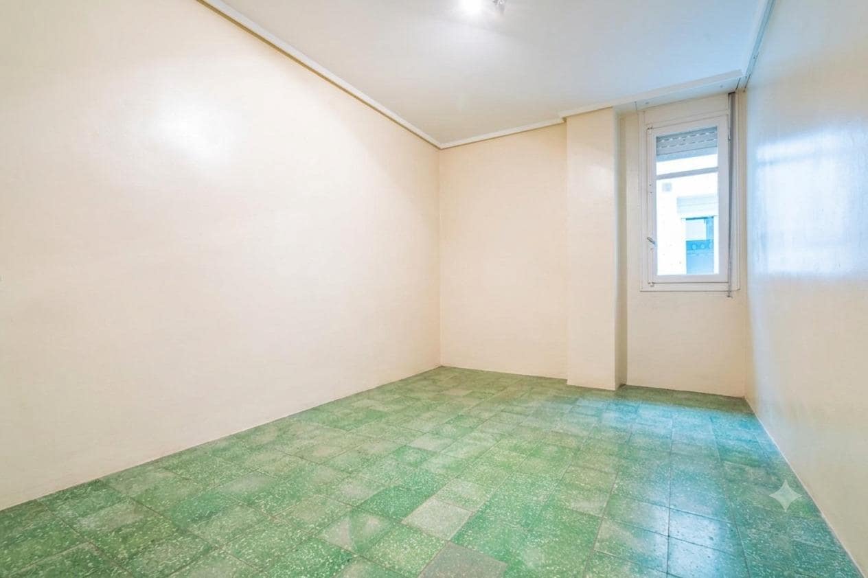 6 bedroom Flat for sale in Valencia city - € 710,000 (Ref: 9934360)