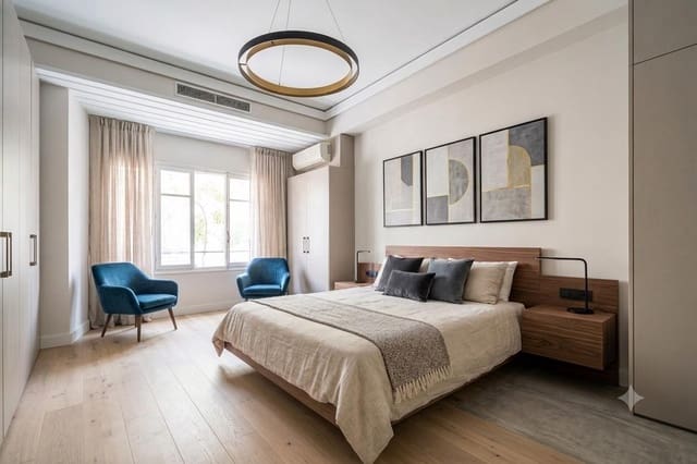 6 soverom Leilighet til salgs i La Gran Via, Valencia by - € 710 000 (Ref: 9934360)