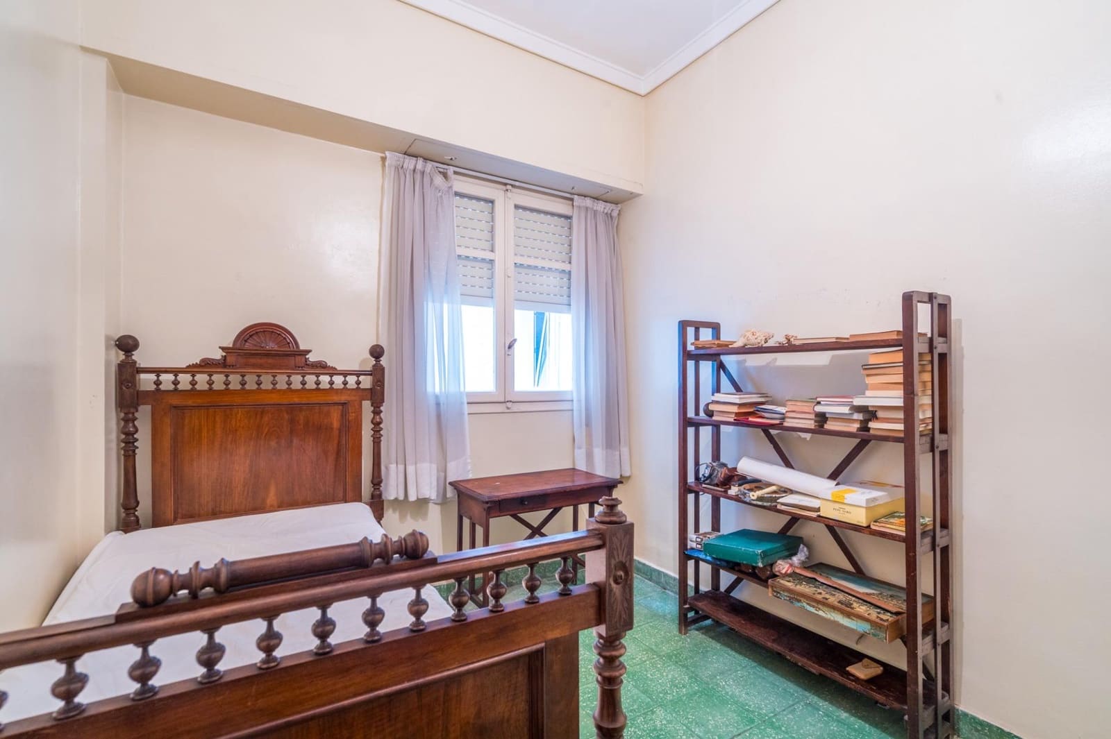 6 bedroom Flat for sale in Valencia city - € 710,000 (Ref: 9934360)