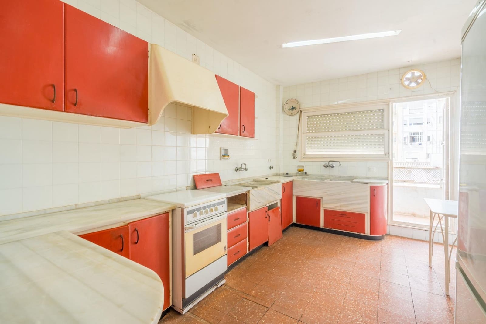 6 bedroom Flat for sale in Valencia city - € 710,000 (Ref: 9934360)