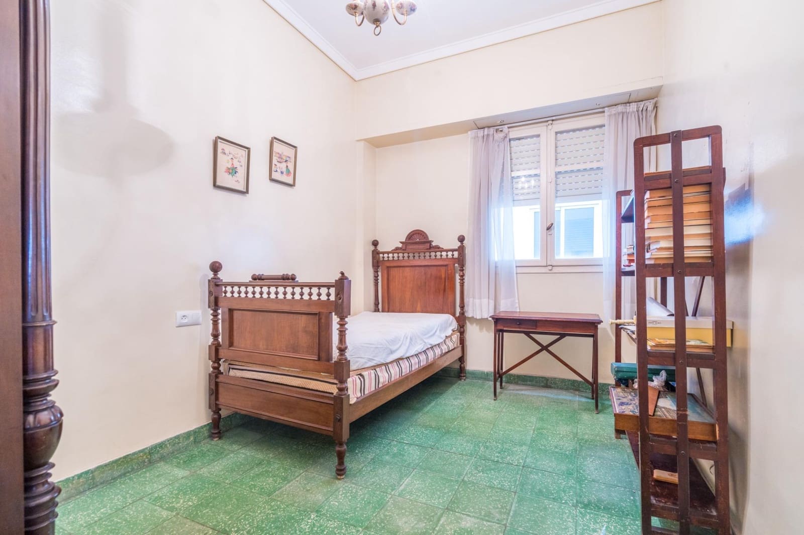6 bedroom Flat for sale in Valencia city - € 710,000 (Ref: 9934360)