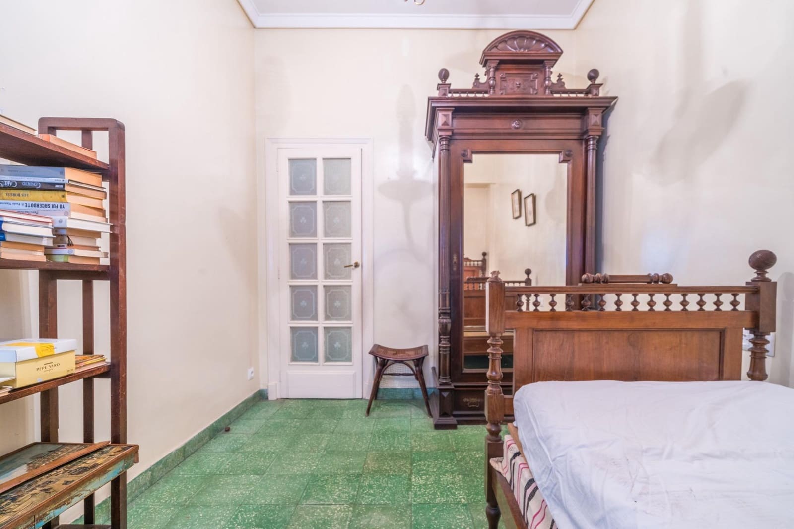6 bedroom Flat for sale in Valencia city - € 710,000 (Ref: 9934360)