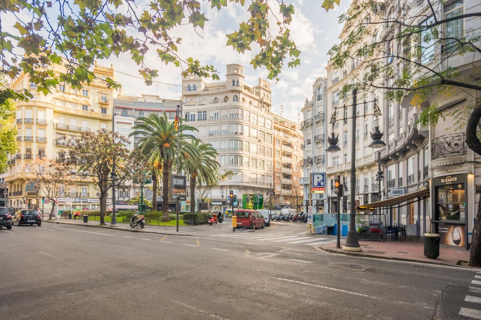 6 bedroom Flat for sale in Valencia city - € 710,000 (Ref: 9934360)