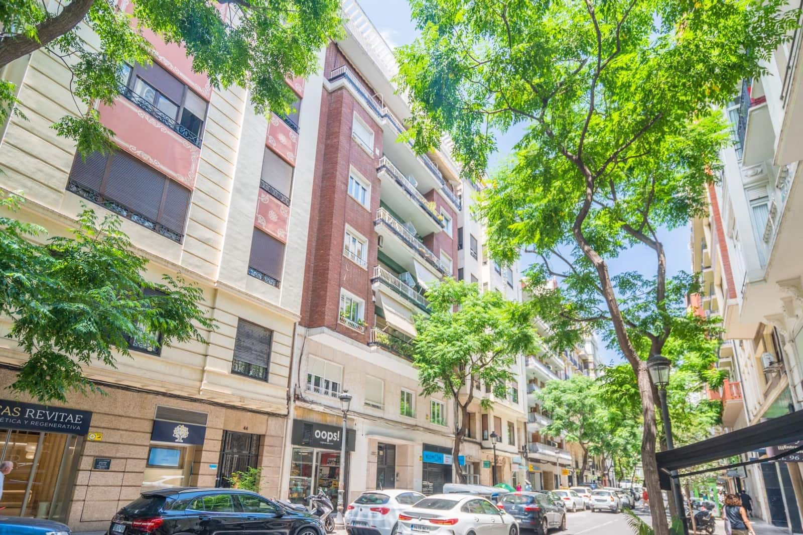 6 bedroom Flat for sale in Valencia city - € 710,000 (Ref: 9934360)