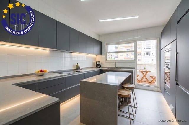 6 sovrum Lägenhet till salu i La Gran Via, Valencia stad - 710 000 € (Ref: 9934360)
