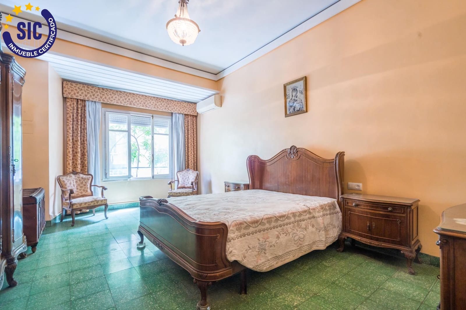 6 bedroom Flat for sale in Valencia city - € 710,000 (Ref: 9934360)