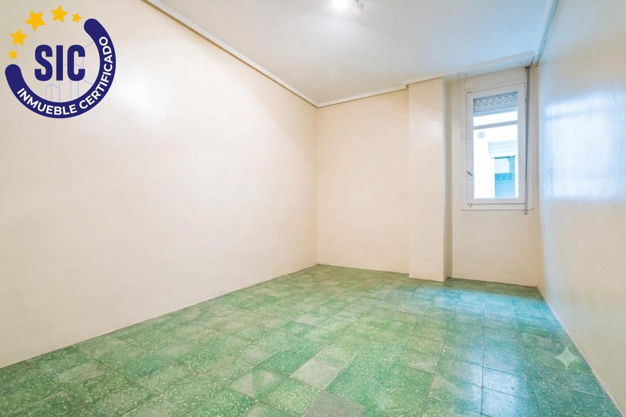 6 bedroom Flat for sale in Valencia city - € 710,000 (Ref: 9934360)