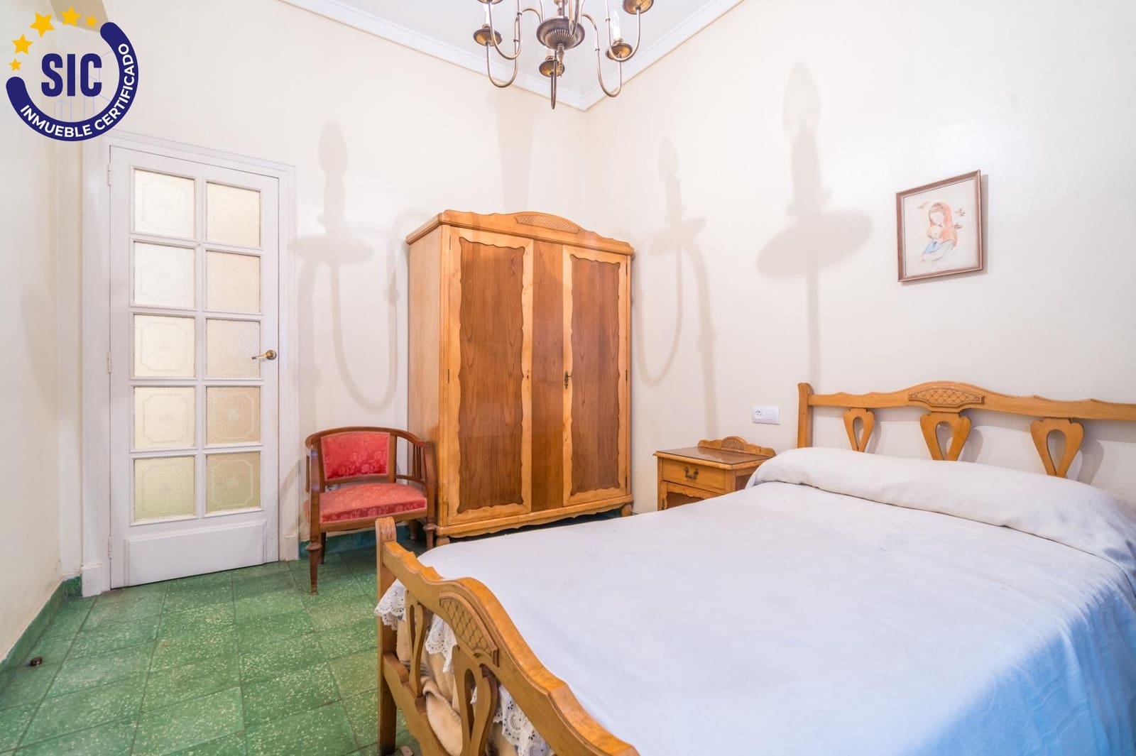 6 bedroom Flat for sale in Valencia city - € 710,000 (Ref: 9934360)