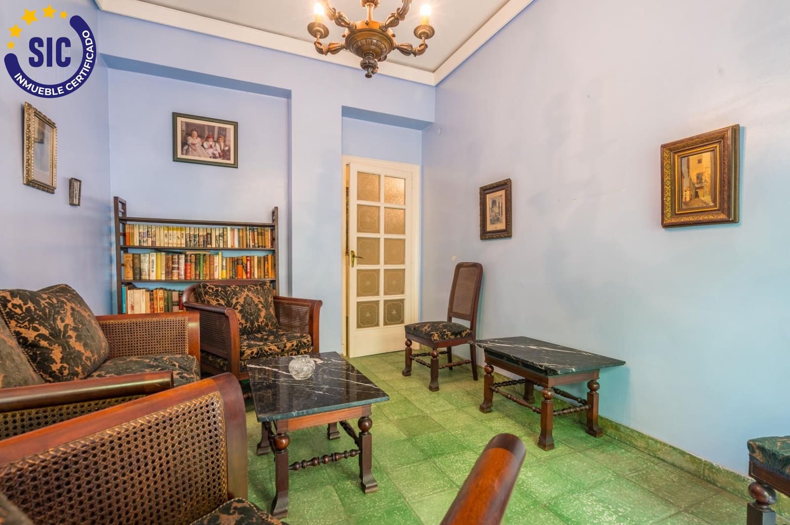 6 bedroom Flat for sale in Valencia city - € 710,000 (Ref: 9934360)