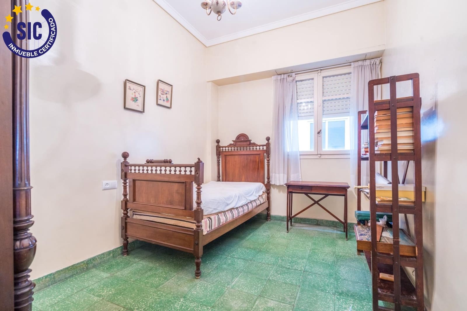 6 bedroom Flat for sale in Valencia city - € 710,000 (Ref: 9934360)