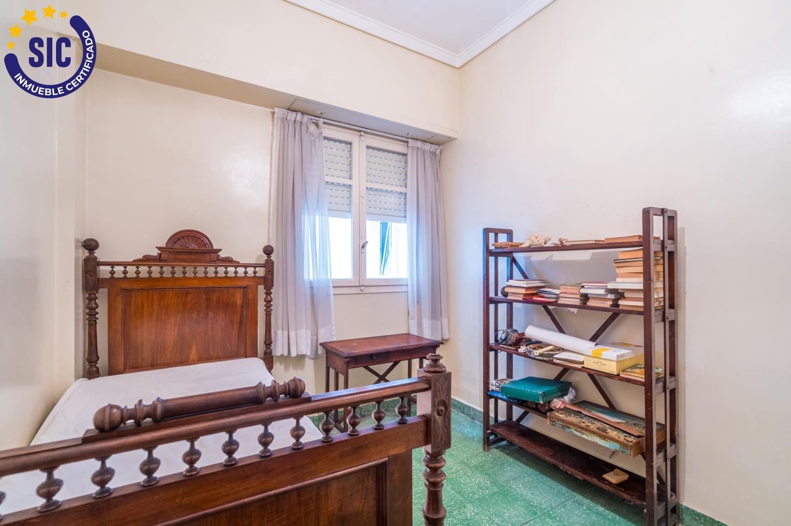 6 bedroom Flat for sale in Valencia city - € 710,000 (Ref: 9934360)