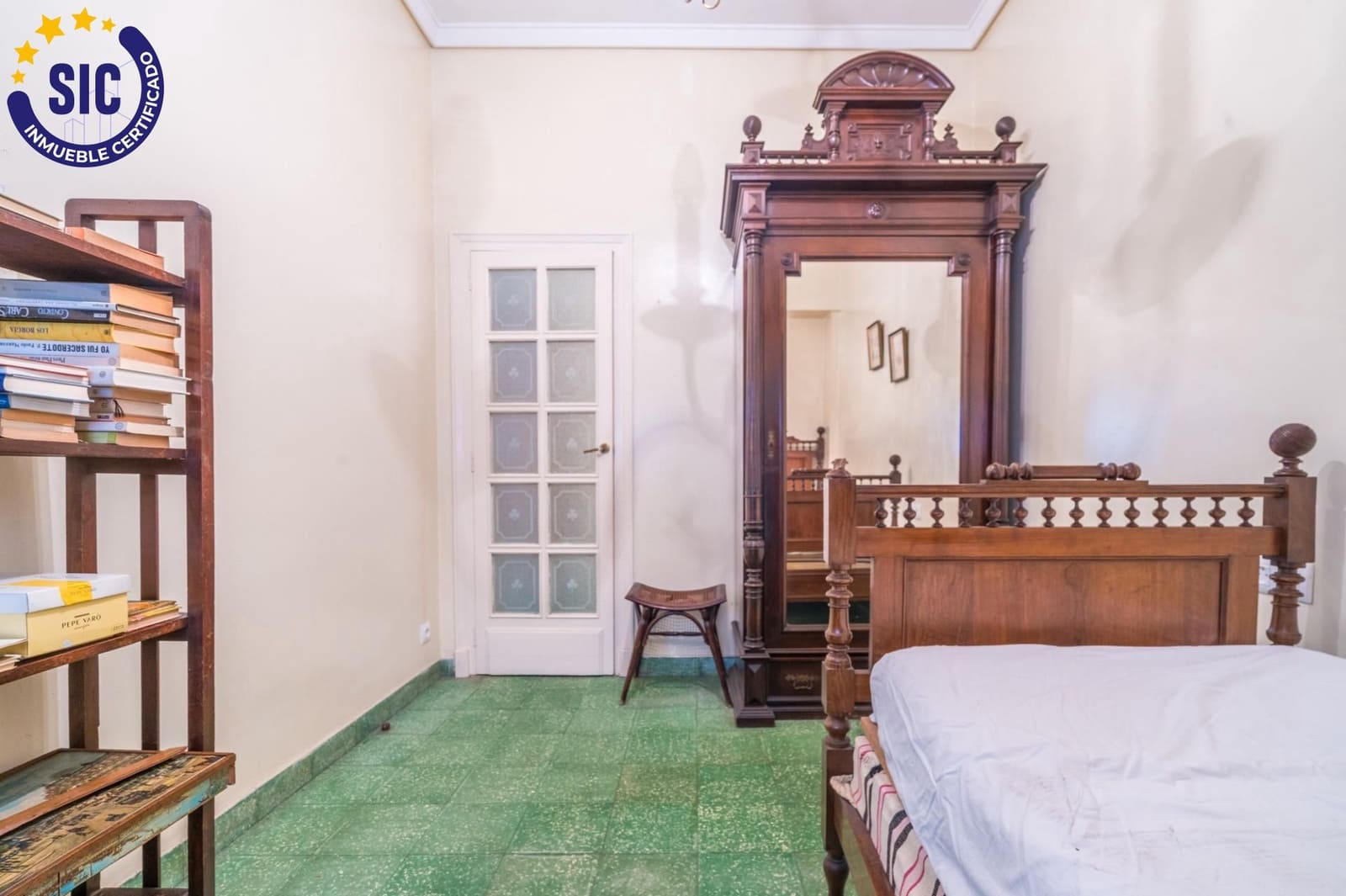 6 bedroom Flat for sale in Valencia city - € 710,000 (Ref: 9934360)