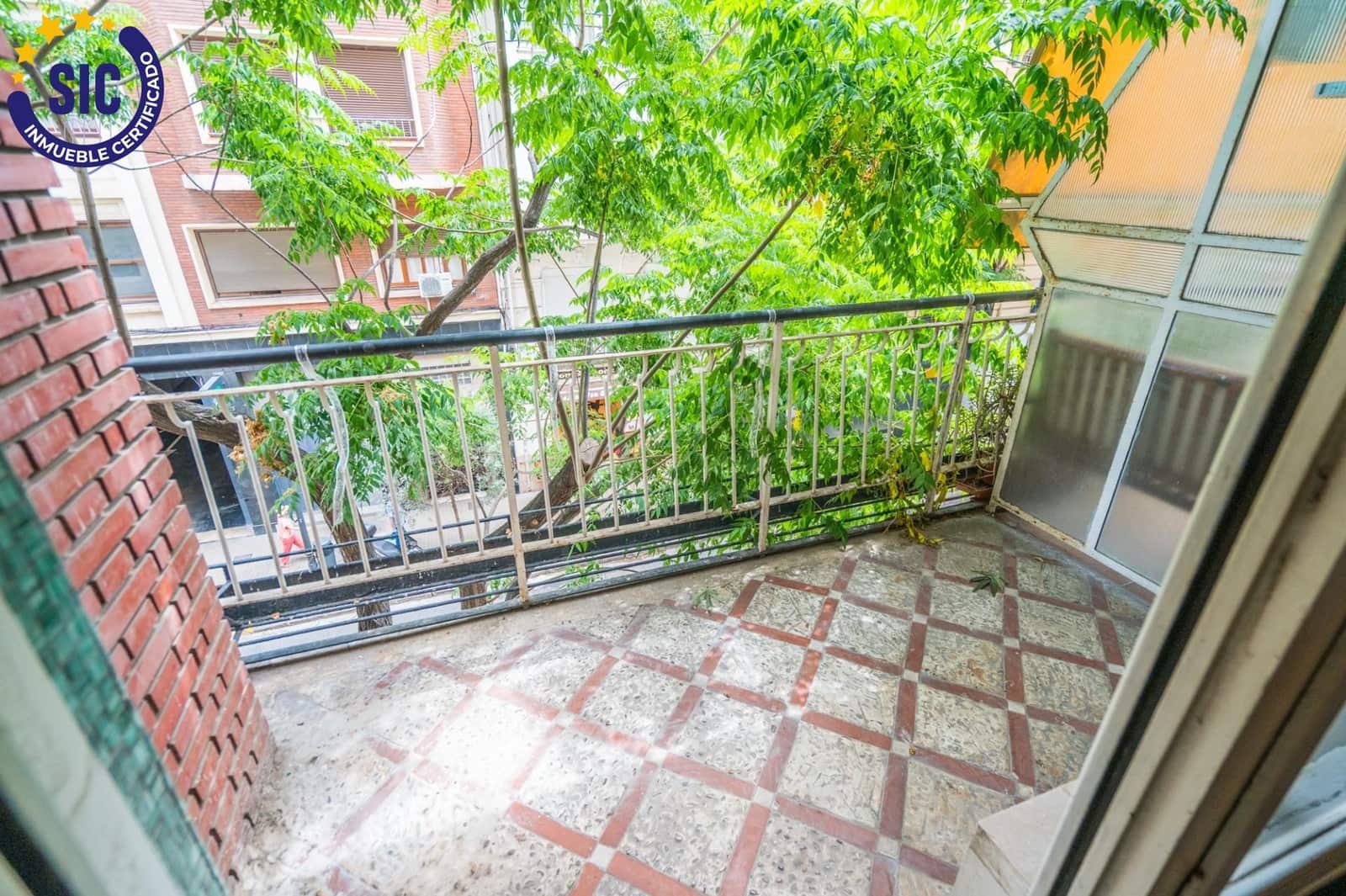6 bedroom Flat for sale in Valencia city - € 710,000 (Ref: 9934360)