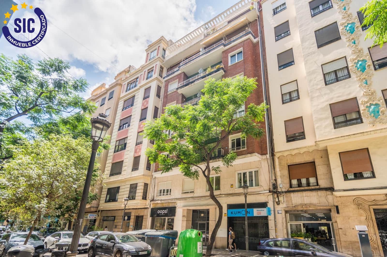 6 bedroom Flat for sale in Valencia city - € 710,000 (Ref: 9934360)