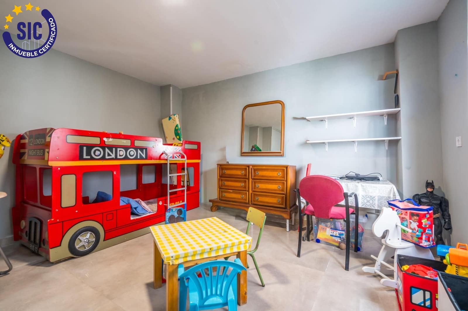 2 slaapkamer Appartement te koop in Alginet met garage - € 170.000 (Ref: 9936530)