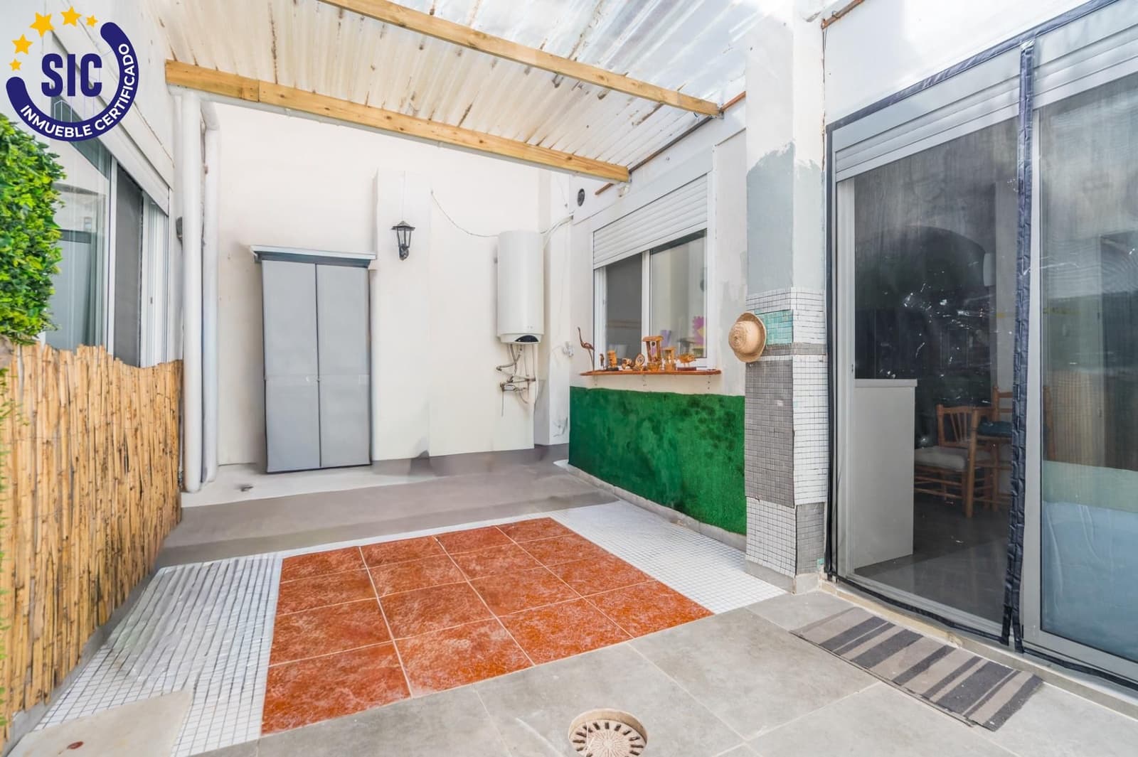 2 slaapkamer Appartement te koop in Alginet met garage - € 170.000 (Ref: 9936530)