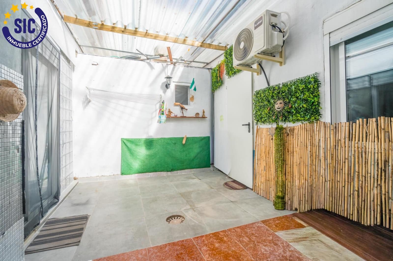 2 slaapkamer Appartement te koop in Alginet met garage - € 170.000 (Ref: 9936530)
