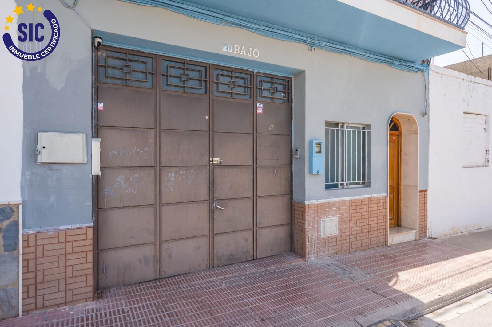 2 slaapkamer Appartement te koop in Alginet met garage - € 170.000 (Ref: 9936530)