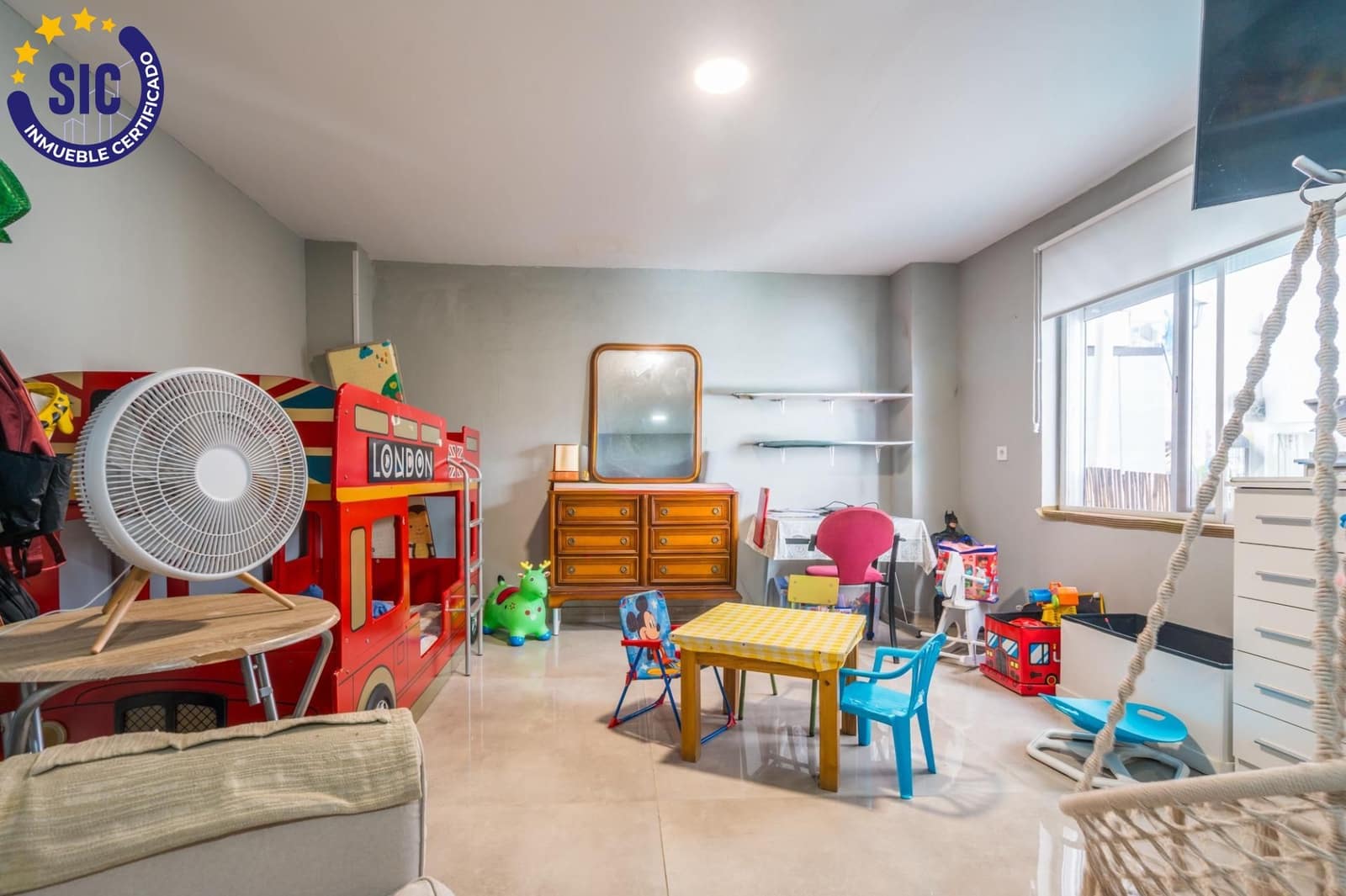 2 slaapkamer Appartement te koop in Alginet met garage - € 170.000 (Ref: 9936530)