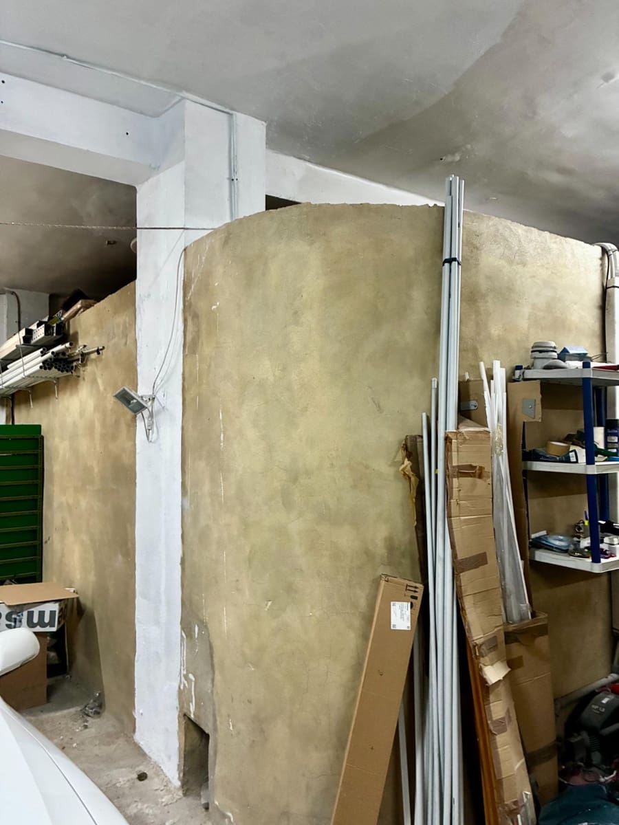 Commercial for sale in Sagunto / Sagunt - € 99,900 (Ref: 9942662)